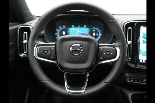 Volvo XC40 Recharge Twin Ultimate 78 kWh 408pk | Panodak | Adaptive Cruise | 360 Camera | Harman / Kardon | Lederen Sportstoelen Memory & Verwarmd | Blis | Keyless | Stuur Verwarmd | Google Assistent | Apple Carplay | DAB | 20"L.M |
