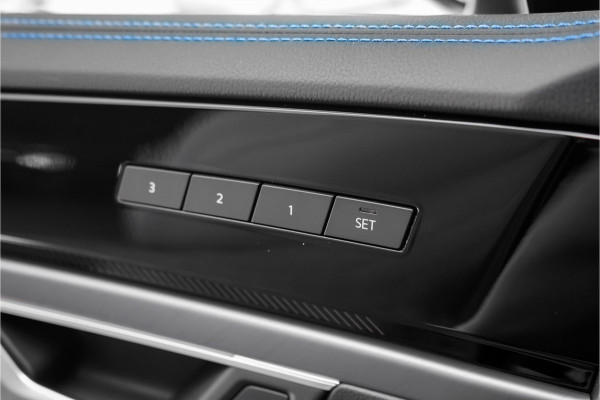 Volkswagen Touareg 3.0 TSi eHybrid 4MOTION R Facelift Black Style Pano Nachtzicht