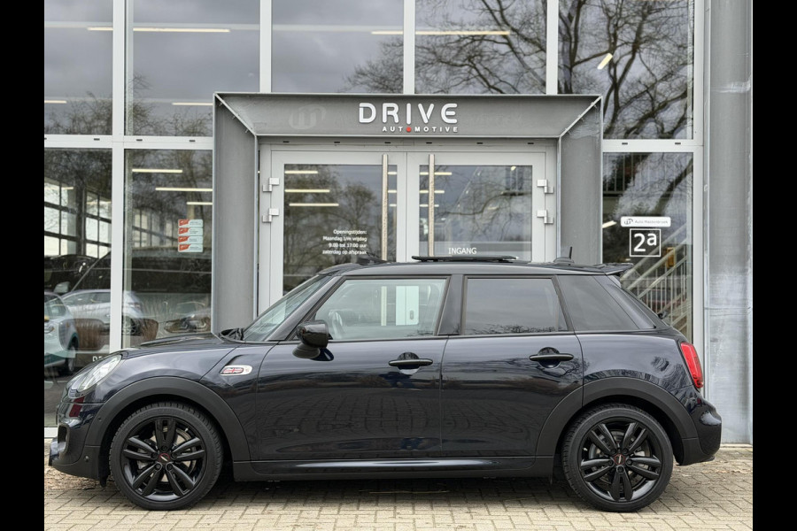 MINI 5-deurs 1.5 Cooper Dalston Edition JCW|Pano|H/K|Enigmatic Black