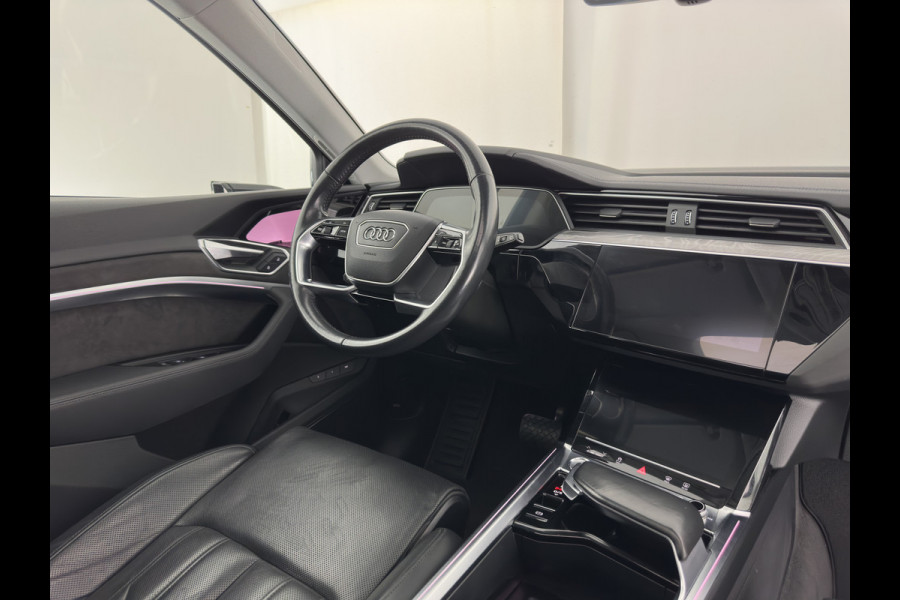 Audi e-tron 55 Quattro Advanced 95 kWh [ 3-Fase-11kW ] {SoH-91%} (INCL-BTW) *PANO | LEATHER | BANG&OLUFSEN | VIRTUAL-MIRRORS | HEAD-UP |  ADAPTIVE-CRUISE | FULL-LED | DIGI-COCKPIT | KEYLESS | MEMORY-PACK | TOPVIEW | HEATED-SPORTSEATS |  22''ALU*