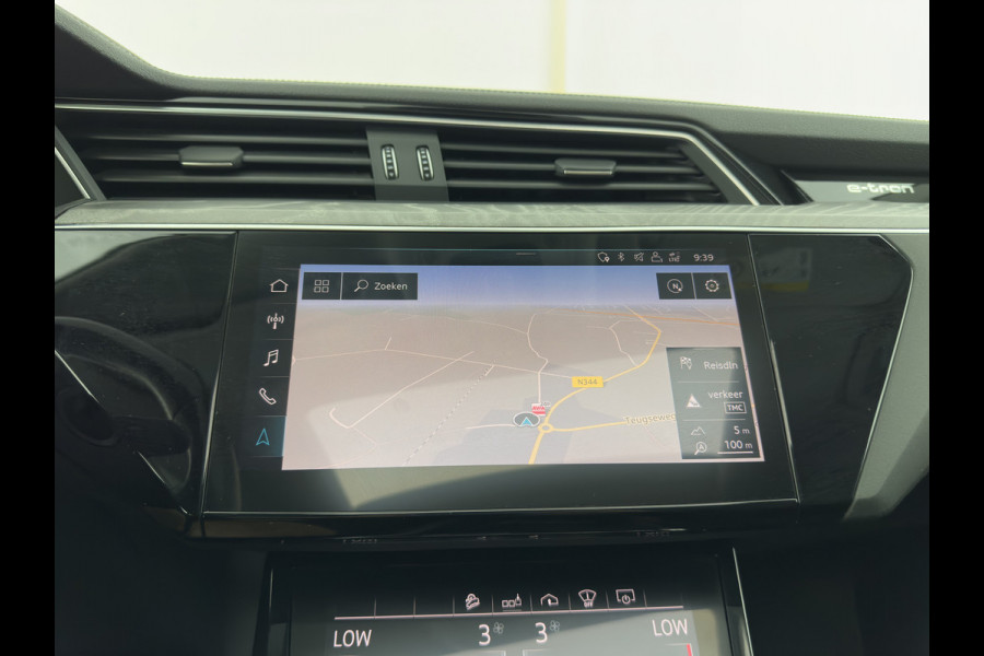 Audi e-tron 55 Quattro Advanced 95 kWh [ 3-Fase-11kW ] {SoH-91%} (INCL-BTW) *PANO | LEATHER | BANG&OLUFSEN | VIRTUAL-MIRRORS | HEAD-UP |  ADAPTIVE-CRUISE | FULL-LED | DIGI-COCKPIT | KEYLESS | MEMORY-PACK | TOPVIEW | HEATED-SPORTSEATS |  22''ALU*