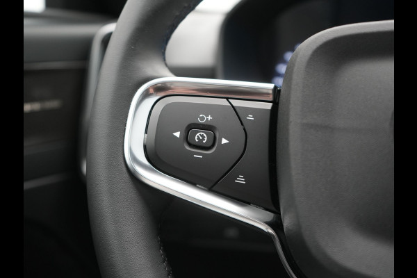 Volvo XC40 Single Motor Extended Range Ultimate 82 kWh 252pk Dealer O.H. | Panodak | Adaptive Cruise | 360 Camera | Harman / Kardon | Warmtepomp | Sportstoelen Memory & Verwarmd | Google Assistent | Keyless | Blis | Stuur Verwarmd | Apple Carplay | DAB | 19"L.M |
