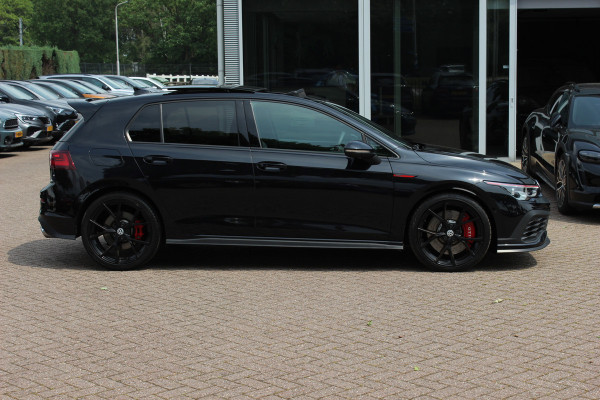 Volkswagen Golf 2.0 TSI GTI Clubsport / Full option! / Panoramadak / Camera / Head-up / Leder / Nurburgring / 19'' / Harman Kardon / Matrix LED / Stoelventilatie+Verwarming+Massage / Stuurverwarming / Dodehoek / DAB / ACC