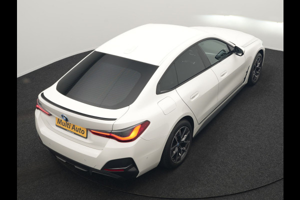 BMW i4 eDrive35 M Sport PRO 70 kWh 286pk Dealer O.H | Trekhaak Af Fabriek | Adaptive Cruise | 360 Camera | Adaptive Onderstel |  Alcantara Sportstoelen Verwarmd | Widescreen Navi | Apple Carplay | Virtual | DAB | 18" L.M |