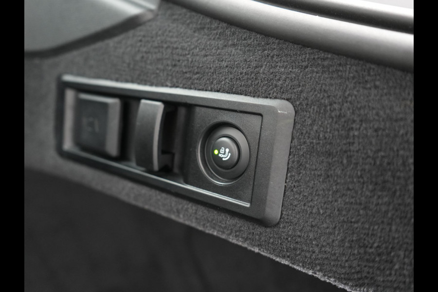 BMW i4 eDrive35 M Sport PRO 70 kWh 286pk Dealer O.H | Trekhaak Af Fabriek | Adaptive Cruise | 360 Camera | Adaptive Onderstel |  Alcantara Sportstoelen Verwarmd | Widescreen Navi | Apple Carplay | Virtual | DAB | 18" L.M |