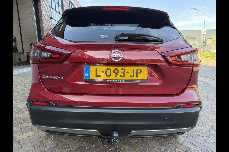 Nissan QASHQAI 1.3 DIG-T / 140 PK / Trekhaak / Panoramadak / Apple CarPlay-Andorid / 4 NIEUWE MICHELIN / NAVI + Camera / 1e Eigena