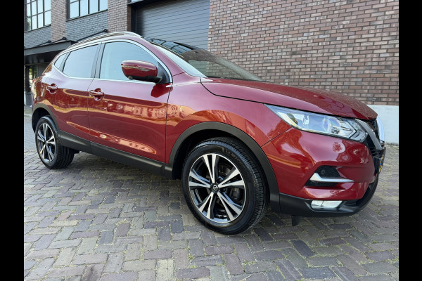 Nissan QASHQAI 1.3 DIG-T / 140 PK / Trekhaak / Panoramadak / Apple CarPlay-Andorid / 4 NIEUWE MICHELIN / NAVI + Camera / 1e Eigena