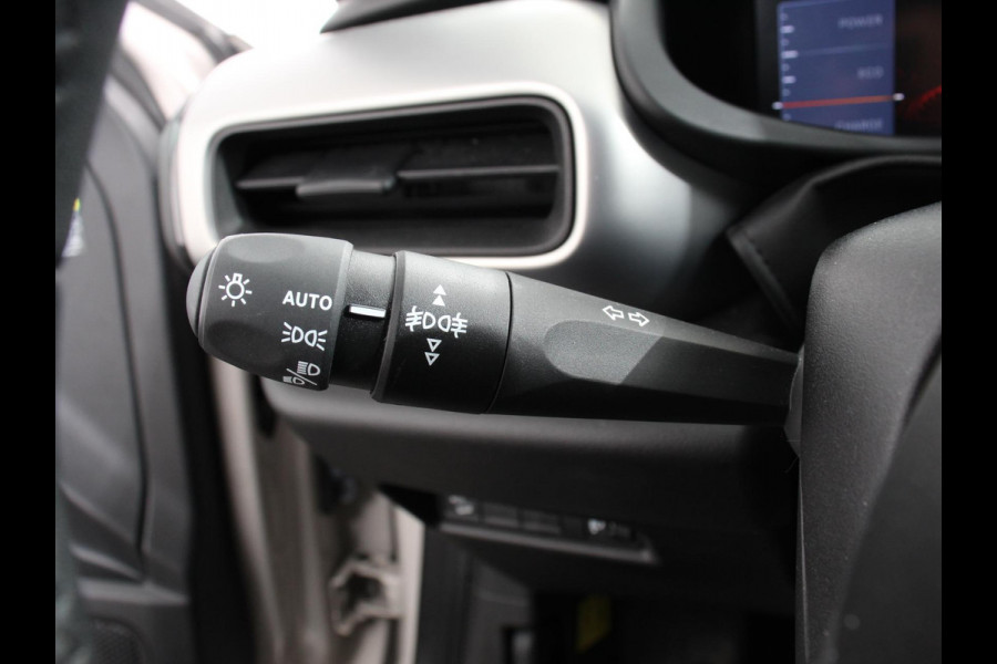 Jeep Avenger 1.2 e-Hybrid Altitude Automaat Climate control Adaptieve cruise control Led Achteruitrijcamera Parkeersensoren achter Lichtmetalen velgen Apple Carplay/ Android Auto