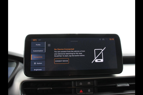 Jeep Avenger 1.2 e-Hybrid Altitude Automaat Climate control Adaptieve cruise control Led Achteruitrijcamera Parkeersensoren achter Lichtmetalen velgen Apple Carplay/ Android Auto