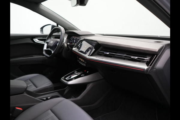 Audi Q4 e-tron 45 Quattro Edition 76,6 kWh 265pk Dealer O.H. | Panodak | Sonos Audio | Camera | Sfeerverlichting | Lederen Sportstoelen Verwarmd | Apple Carplay | Navigatie | DAB | 20"L.M |
