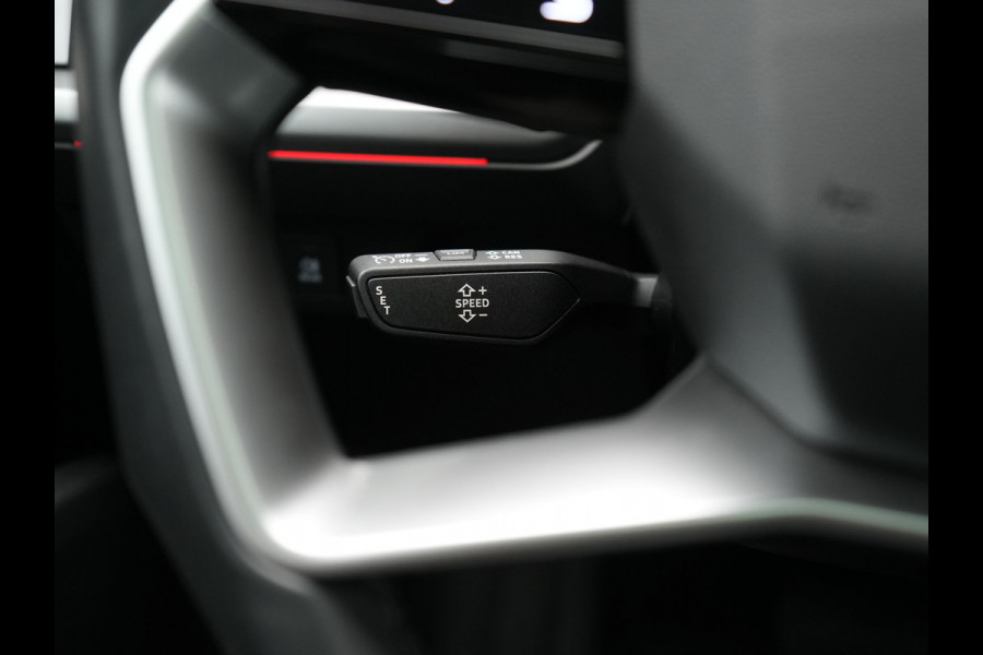 Audi Q4 e-tron 45 Quattro Edition 76,6 kWh 265pk Dealer O.H. | Panodak | Sonos Audio | Camera | Sfeerverlichting | Lederen Sportstoelen Verwarmd | Apple Carplay | Navigatie | DAB | 20"L.M |