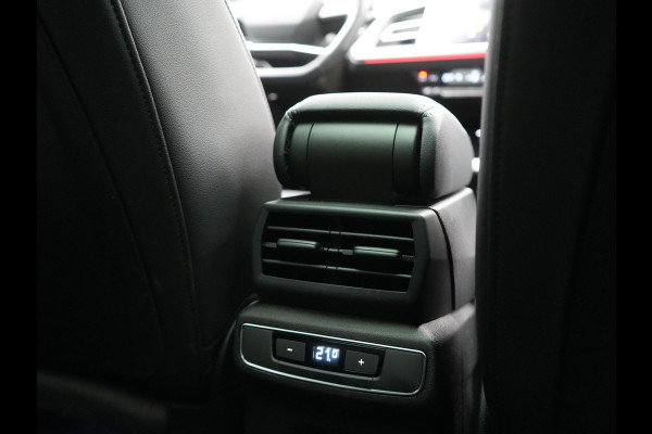 Audi Q4 e-tron 45 Quattro Edition 76,6 kWh 265pk Dealer O.H. | Panodak | Sonos Audio | Camera | Sfeerverlichting | Lederen Sportstoelen Verwarmd | Apple Carplay | Navigatie | DAB | 20"L.M |