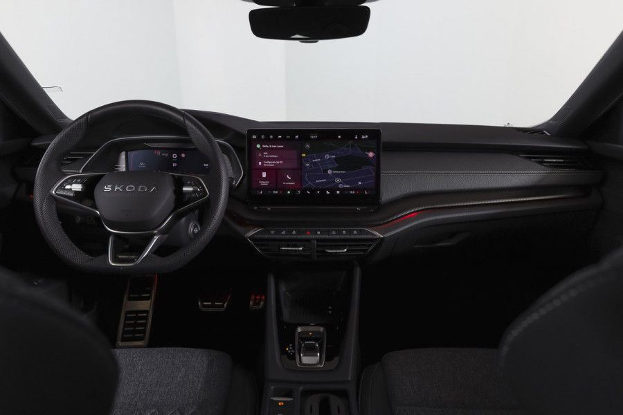 Škoda Octavia Combi 1.5 TSI MHEV 150 PK Sportline Business | Elek. Trekhaak | Matrix Led | Adapt. Cruise | Winterpakket | 13 inch Navi | Camera | NAV + App. Connect | ECC | Elek. Klep | LM 18" | 2748