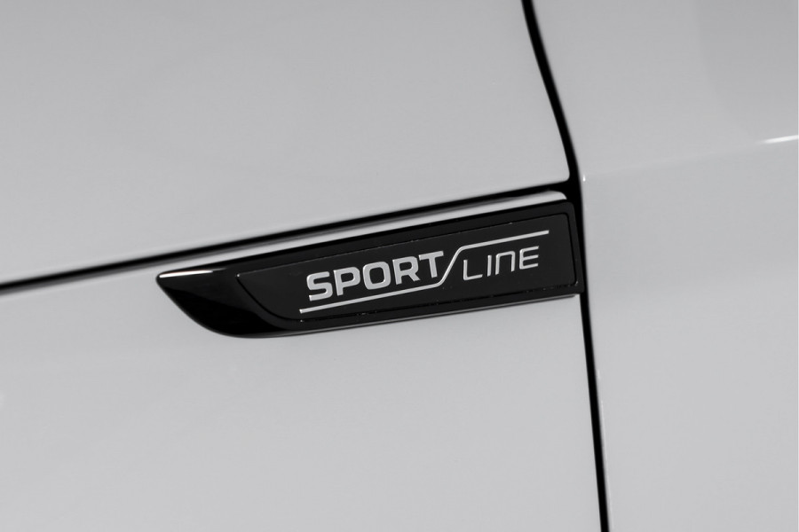 Škoda Octavia Combi 1.5 TSI MHEV 150 PK Sportline Business | Elek. Trekhaak | Matrix Led | Adapt. Cruise | Winterpakket | 13 inch Navi | Camera | NAV + App. Connect | ECC | Elek. Klep | LM 18" | 2748