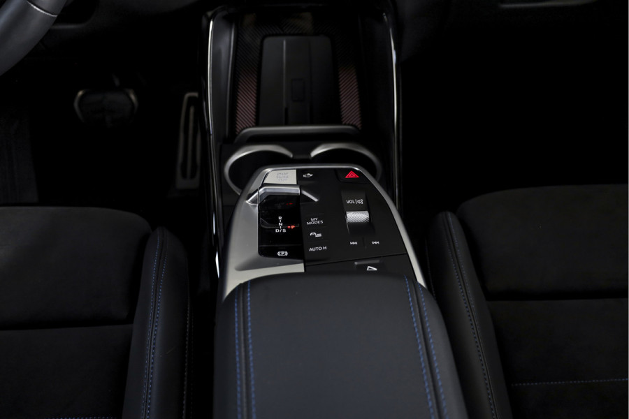 BMW X1 xDrive25e 245 PK M-Sport | Premium Pack | S/K-Panodak | Elek. Trekhaak | Dig. Cockpit | Cruise | Stoelverw. | PDC | Camera | NAV+App. Connect | ECC | Elek. Klep | LM 19" | 2943