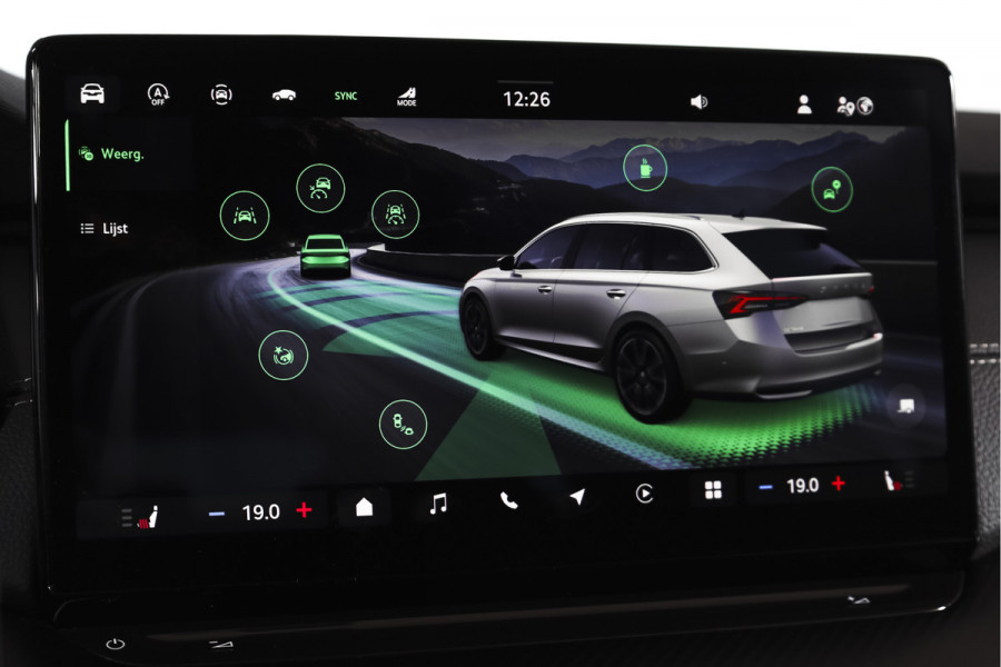 Škoda Octavia Combi 1.5 TSI MHEV 150 PK Sportline Business | Elek. Trekhaak | Matrix Led | Adapt. Cruise | Winterpakket | 13 inch Navi | Camera | NAV + App. Connect | ECC | Elek. Klep | LM 18" | 2748