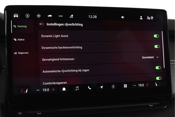 Škoda Octavia Combi 1.5 TSI MHEV 150 PK Sportline Business | Elek. Trekhaak | Matrix Led | Adapt. Cruise | Winterpakket | 13 inch Navi | Camera | NAV + App. Connect | ECC | Elek. Klep | LM 18" | 2748