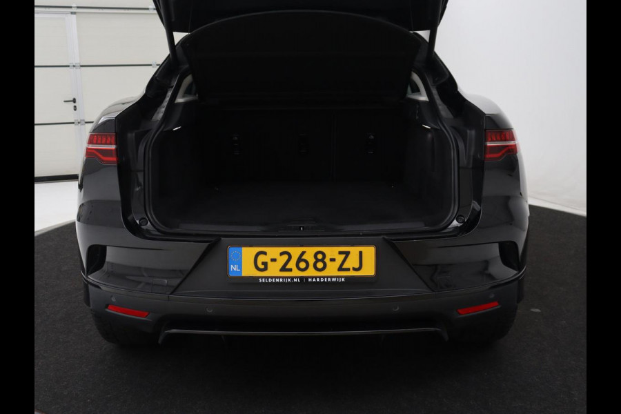 Jaguar I-PACE EV400 Business Edition S 90 kWh | SOH 94,2% | 55.300km NAP | Panoramadak | Leder | Stoelverwarming | Carplay | Camera | Meridian Surround | Stuurverwarming | Park Assist | Keyless | Full LED | Elektrische kofferklep | Navigatie | Verwarmde voorruit | 20'' lichtmetalen velgen | Origineel NL