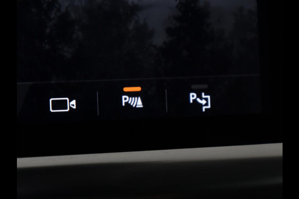 Jaguar I-PACE EV400 Business Edition S 90 kWh | SOH 94,2% | 55.300km NAP | Panoramadak | Leder | Stoelverwarming | Carplay | Camera | Meridian Surround | Stuurverwarming | Park Assist | Keyless | Full LED | Elektrische kofferklep | Navigatie | Verwarmde voorruit | 20'' lichtmetalen velgen | Origineel NL
