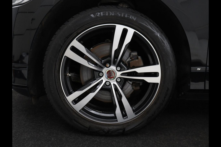Jaguar I-PACE EV400 Business Edition S 90 kWh | SOH 94,2% | 55.300km NAP | Panoramadak | Leder | Stoelverwarming | Carplay | Camera | Meridian Surround | Stuurverwarming | Park Assist | Keyless | Full LED | Elektrische kofferklep | Navigatie | Verwarmde voorruit | 20'' lichtmetalen velgen | Origineel NL