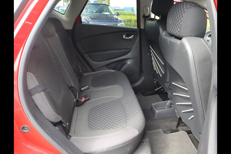 Renault Captur 1.2 TCe Intens Navi / Camera / Trekh / Keyless / Pdc / Cruise / G3 lpg installatie aanwezig