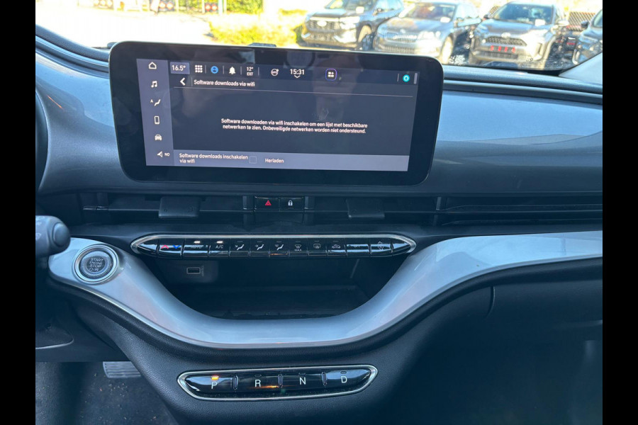 Fiat 500E 3+1 Icon 42 kWh 118 pk Automaat SOH 100% 42 kWh | Navi | CarPlay | DAB | PDC | 28.000 km 100% Electrisch, Extra achterdeur rechts | 11 kW laden | 85 kW snelladen | BTW-auto