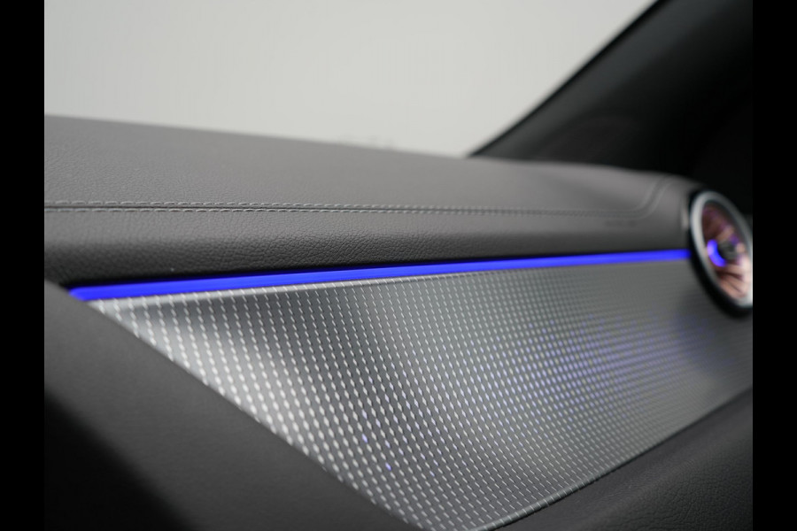 Mercedes-Benz EQA 250+ Business Line 74 kWh LONG RANGE 191pk Dealer O.H. | MBUX Widescreen Navi | Camera | Sfeerverlichting | 18"L.M | Sportstoelen Verwarmd | Apple Carplay | Cruise Control | Navigatie | DAB |