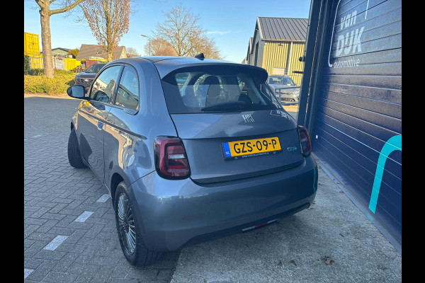Fiat 500E 3+1 Icon 42 kWh 118 pk Automaat SOH 100% 42 kWh | Navi | CarPlay | DAB | PDC | 28.000 km 100% Electrisch, Extra achterdeur rechts | 11 kW laden | 85 kW snelladen | BTW-auto