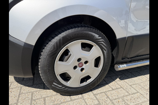 Fiat Fiorino 1.3 MJ Adventure / vaste prijs rijklaar € 9.950 ex btw / lease vanaf € 168 / euro 6 / bpm vrij / zilver metallic / airco / cruise / navi / schuifdeur / pdc achter !