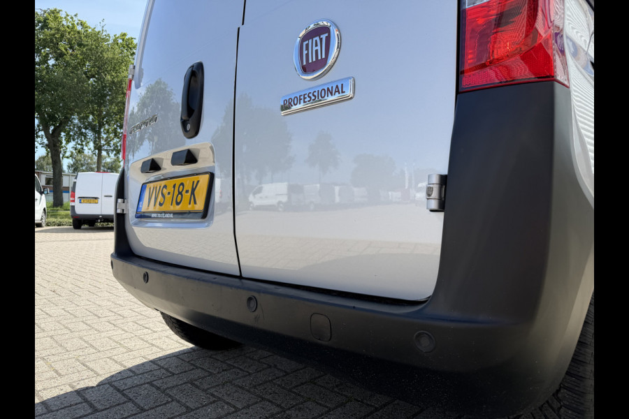 Fiat Fiorino 1.3 MJ Adventure / vaste prijs rijklaar € 9.950 ex btw / lease vanaf € 168 / euro 6 / bpm vrij / zilver metallic / airco / cruise / navi / schuifdeur / pdc achter !