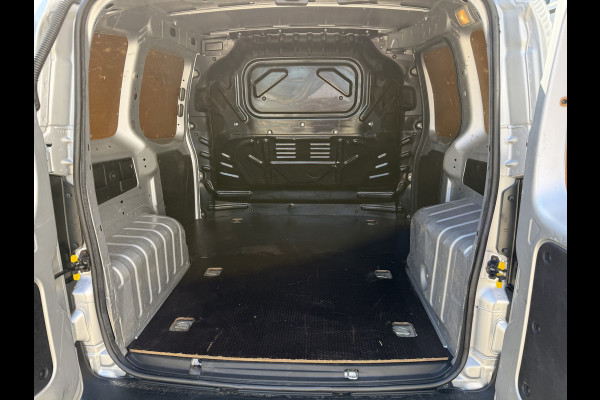 Fiat Fiorino 1.3 MJ Adventure / vaste prijs rijklaar € 9.950 ex btw / lease vanaf € 168 / euro 6 / bpm vrij / zilver metallic / airco / cruise / navi / schuifdeur / pdc achter !