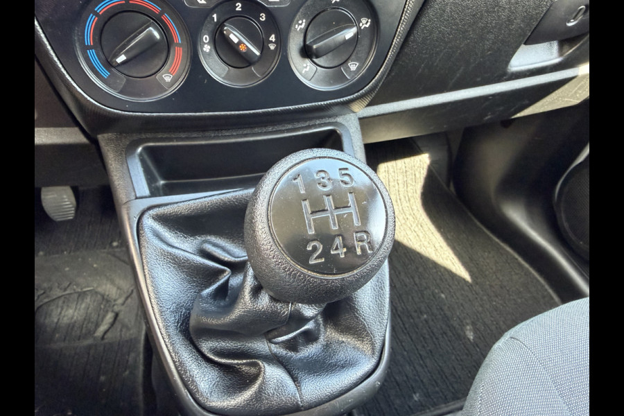 Fiat Fiorino 1.3 MJ Adventure / vaste prijs rijklaar € 9.950 ex btw / lease vanaf € 168 / euro 6 / bpm vrij / zilver metallic / airco / cruise / navi / schuifdeur / pdc achter !