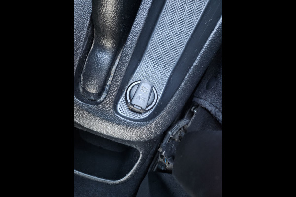Hyundai i10 1.0i i-Drive Leuke Auto! NAP! Dealer Onderhouden!