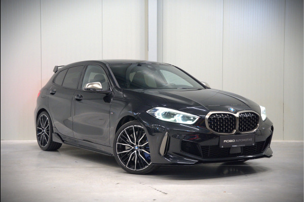 BMW 1-serie M135i xDrive High Executive Edition | M Performance | Stoelverwarming | Cruise Control | Adaptive LED | Ambiance Verlichting | HIFI | Grootlichtassistent | M Sport Remmen