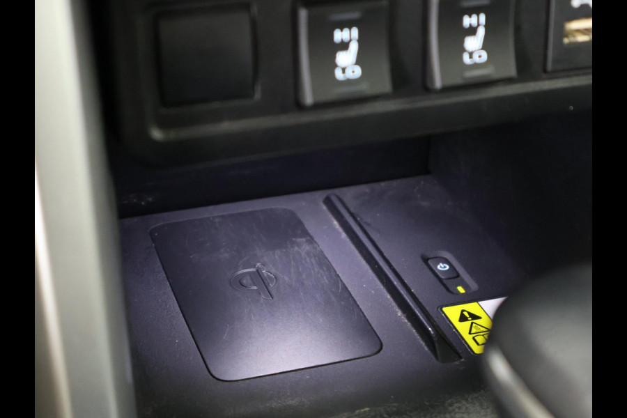 Toyota Corolla Cross 2.0 High Power Hybrid First Edition | Stoelverwarming | Navigatie | Half Leder | Apple Carplay & AndroidAUTO | 1e eigenaar |