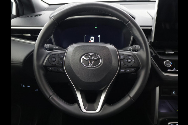 Toyota Corolla Cross 2.0 High Power Hybrid First Edition | Stoelverwarming | Navigatie | Half Leder | Apple Carplay & AndroidAUTO | 1e eigenaar |