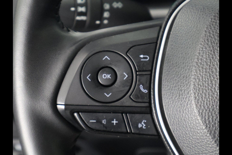 Toyota Corolla Cross 2.0 High Power Hybrid First Edition | Stoelverwarming | Navigatie | Half Leder | Apple Carplay & AndroidAUTO | 1e eigenaar |