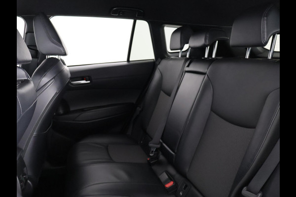 Toyota Corolla Cross 2.0 High Power Hybrid First Edition | Stoelverwarming | Navigatie | Half Leder | Apple Carplay & AndroidAUTO | 1e eigenaar |