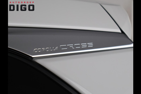 Toyota Corolla Cross 2.0 High Power Hybrid First Edition | Stoelverwarming | Navigatie | Half Leder | Apple Carplay & AndroidAUTO | 1e eigenaar |