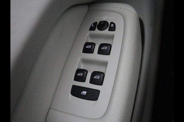 Volvo XC60 2.0 Recharge T6 AWD Business Pro | SOH 89,4% | Carplay | Panoramadak | Camera | LED | Leer | Stoel en stuurverwarming | Cruise control | Navigatie | LM | Automaat