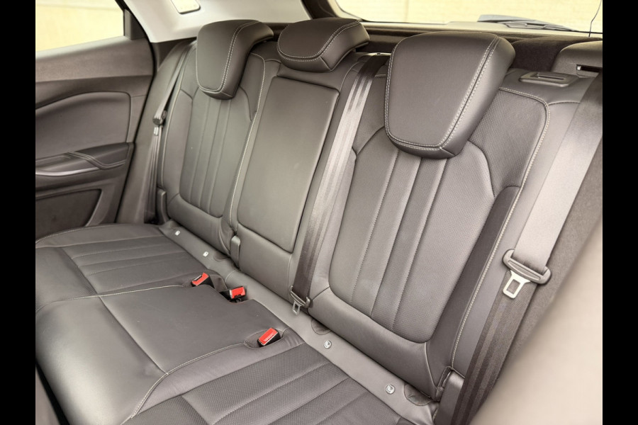 Opel Grandland X 1.6 Turbo Hybrid Ultimate Trekh 360 Virtual 220V Stoelverkoeling