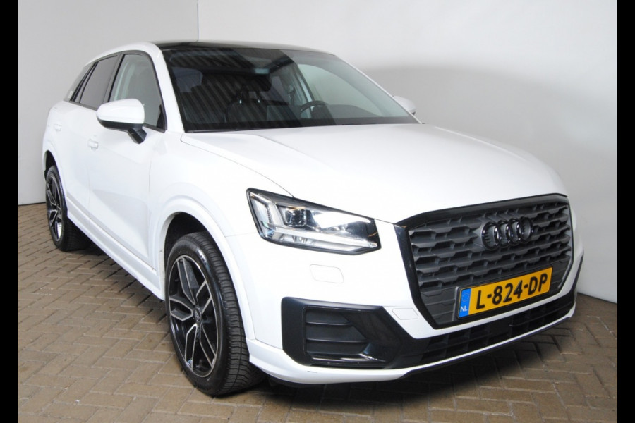 Audi Q2 30 TFSI Design PL+