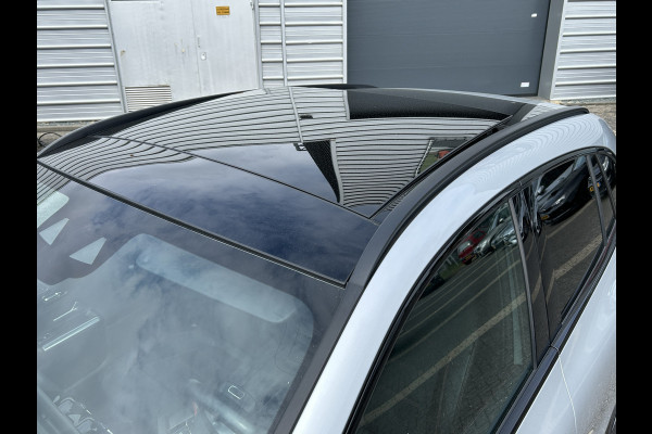 Mercedes-Benz GLA 250e AMG // Trekhaak // Panorama dak // Memory // Sfeerverlichting // Multi Beam LED // Camera // Advanced Audio