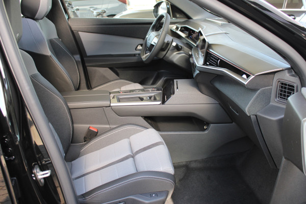 Opel Grandland 1.6 Turbo Plug-in-Hybrid Ultimate | Panoramadak | Trekhaak | Focal | AGR