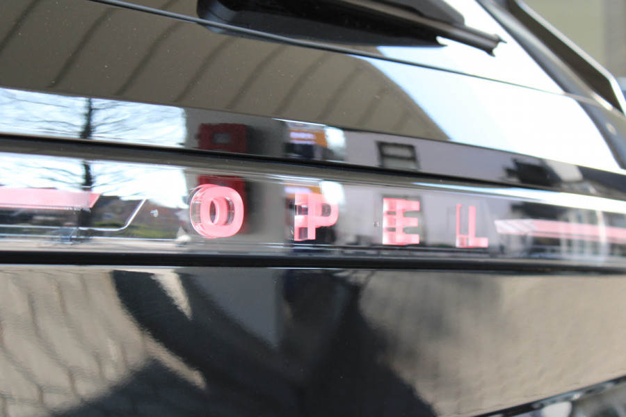 Opel Grandland 1.6 Turbo Plug-in-Hybrid Ultimate | Panoramadak | Trekhaak | Focal | AGR