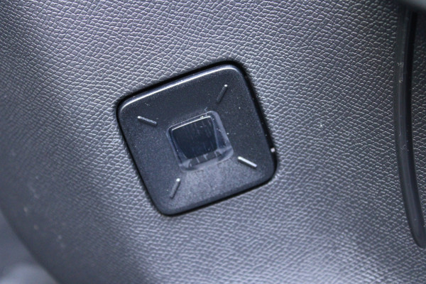 Opel Grandland 1.6 Turbo Plug-in-Hybrid Ultimate | Panoramadak | Trekhaak | Focal | AGR
