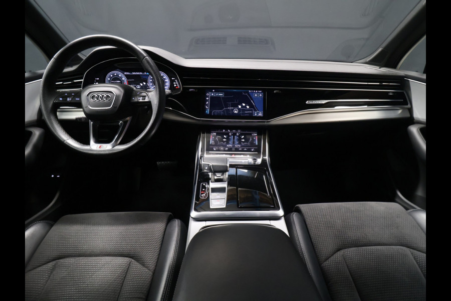 Audi Q7 60 TFSI e quattro S-Line Sport Plus [LUCHTVERING, 22INCH, BANG & OLUFSEN, ELEKTRISCHE STOELEN, APPLE CARPLAY, ANDROID, STOELVERWARMING, CAMERA, TREKHAAK UITKLAPBAAR, ELEKTRISCHE ACHTERKLEP, NIEUWSTAAT]