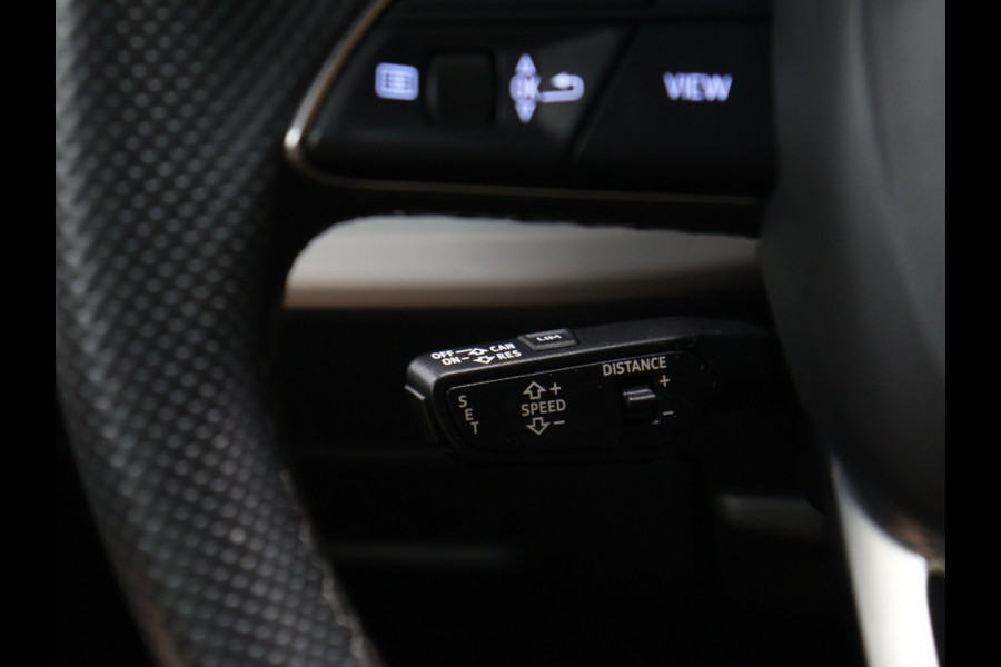 Audi Q7 60 TFSI e quattro S-Line Sport Plus [LUCHTVERING, 22INCH, BANG & OLUFSEN, ELEKTRISCHE STOELEN, APPLE CARPLAY, ANDROID, STOELVERWARMING, CAMERA, TREKHAAK UITKLAPBAAR, ELEKTRISCHE ACHTERKLEP, NIEUWSTAAT]
