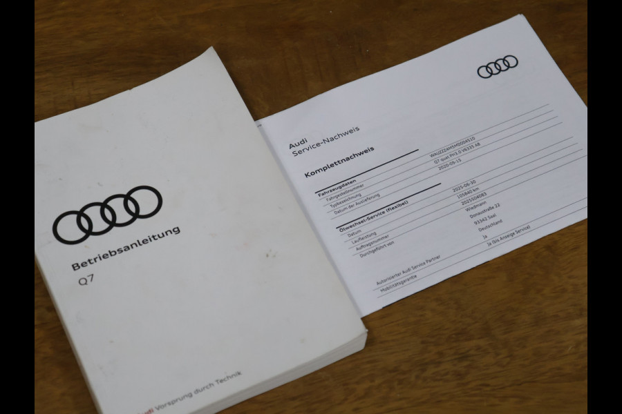 Audi Q7 60 TFSI e quattro S-Line Sport Plus [LUCHTVERING, 22INCH, BANG & OLUFSEN, ELEKTRISCHE STOELEN, APPLE CARPLAY, ANDROID, STOELVERWARMING, CAMERA, TREKHAAK UITKLAPBAAR, ELEKTRISCHE ACHTERKLEP, NIEUWSTAAT]