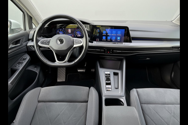 Volkswagen Golf 1.4 eHybrid AUTOMAAT Style, 58000 km,digitaal cockpit, stoelverwarming,dealer onderhouden